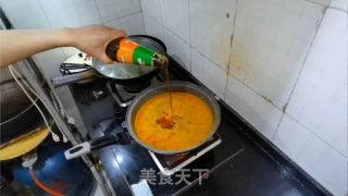 西红柿牛腩面的做法步骤：7