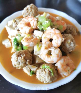 虾仁肉丸炖豆腐的做法