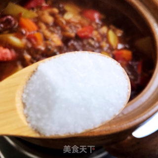 香辣时蔬鸡腿堡的做法步骤：11