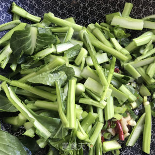 虾油炒菜心的做法步骤：7