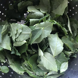 花椒叶煎饼的做法步骤：1