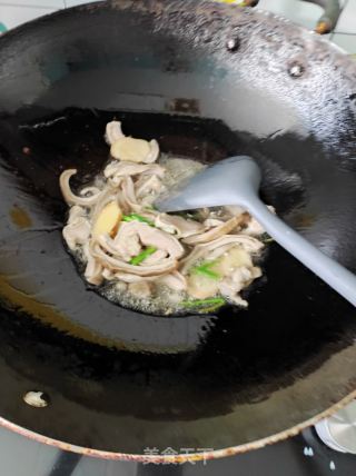 炒猪肚的做法步骤：5