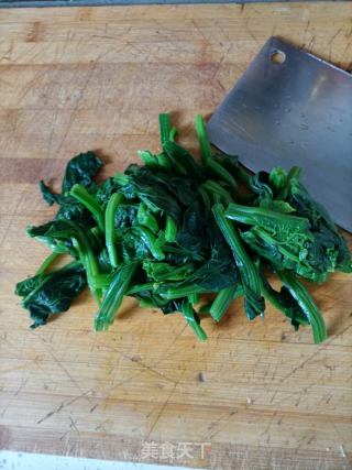 不用揉面的菠菜盒子的做法步骤：3