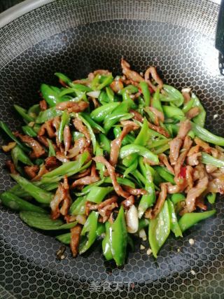 辣椒炒肉丝的做法步骤：8
