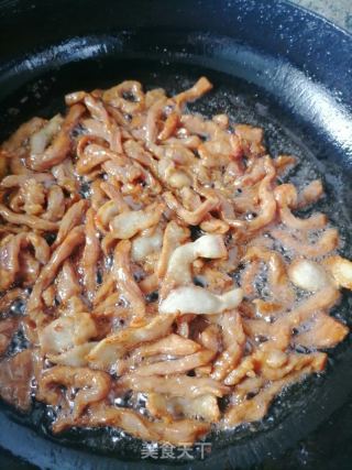 辣椒炒肉丝的做法步骤：4