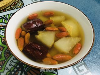 雪梨红枣柠檬水的做法