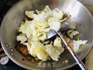 莲花白回锅肉的做法步骤：8