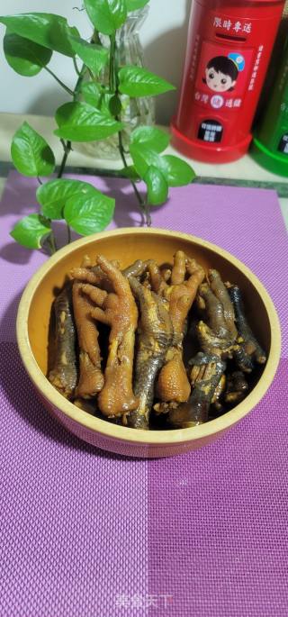 酱香卤鸡脚的做法
