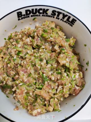 芹菜馄饨的做法步骤：7