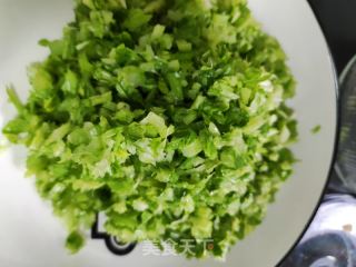 芹菜馄饨的做法步骤：2