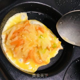 奶酪双丝蛋饼的做法步骤：16