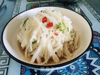 糖醋白萝卜丝的做法