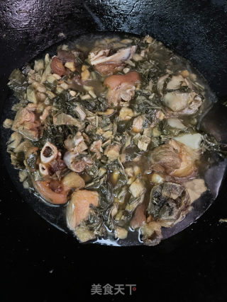 梅菜焖猪脚的做法步骤：9