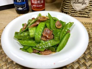 腊肠炒荷兰豆的做法
