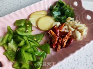 辣炒花蛤的做法步骤：2