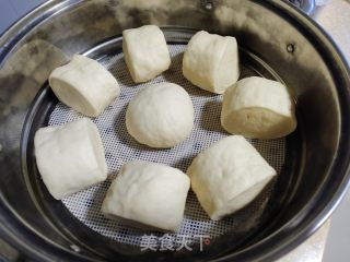 炼乳馒头的做法步骤：7