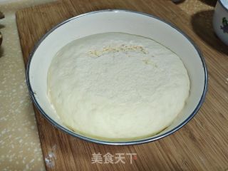炼乳馒头的做法步骤：4