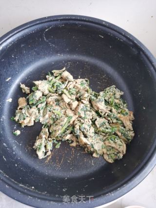 婆婆丁炒鸡蛋的做法步骤：4