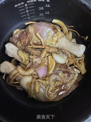 五指毛桃鸡腿的做法步骤：7