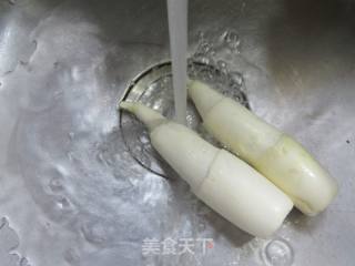 蒜薹炒茭白的做法步骤：2