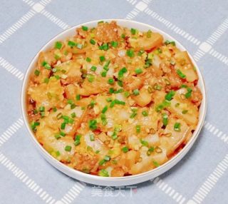 五花肉蒸土豆的做法