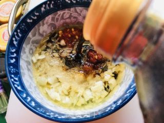 蒜蓉辣酱蒸金针菇的做法步骤：4