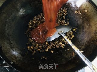 香菇牛肉酱的做法步骤：10