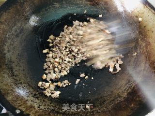 香菇牛肉酱的做法步骤：9