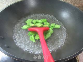 苦瓜仔排的做法步骤：4