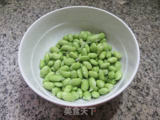 毛豆烧千张的做法步骤：2