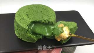 抹茶流心蛋糕，一勺挖下去，暖胃又暖心，大爱抹茶！的做法