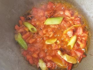 西红柿豆芽肉丝蒸卤面的做法步骤：12
