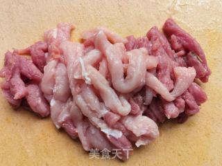 西红柿豆芽肉丝蒸卤面的做法步骤：5