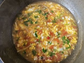 西红柿豆芽蛋花汤的做法步骤：16