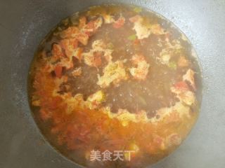 西红柿豆芽蛋花汤的做法步骤：7
