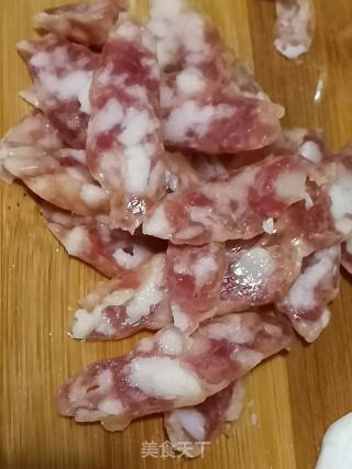 广味香肠炒松茸的做法步骤：3