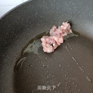 蒜香肉末香椿面的做法步骤：11