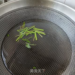 蒜香肉末香椿面的做法步骤：3