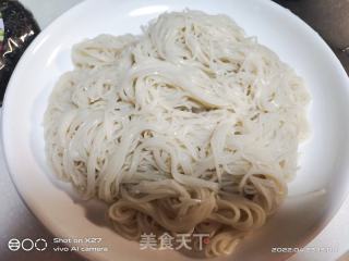葱油拌面的做法步骤：4