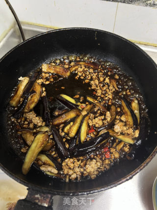 茄子肉末粉丝煲的做法步骤：8