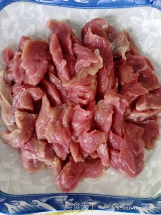 牙签牛肉的做法步骤：1