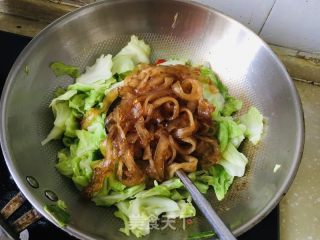 莲花菜粉条炒鸡蛋的做法步骤：10