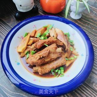 杏鲍菇烧排骨的做法
