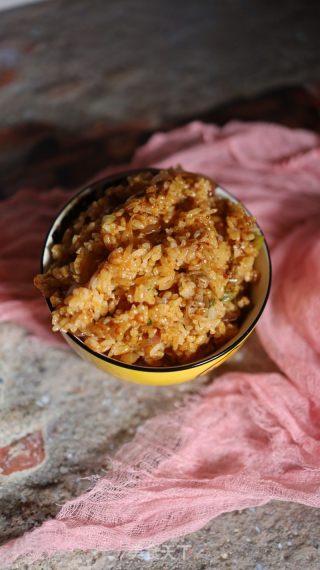 牛肉洋葱炒饭的做法