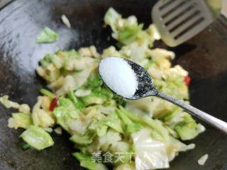 清炒洋白菜的做法步骤：4