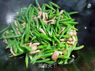 长扁豆炒肉的做法步骤：9