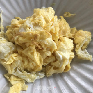 莴笋片炒鸡蛋的做法步骤：3