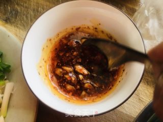 小葱拌手撕鸡脯肉的做法步骤：9