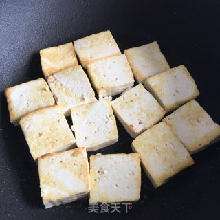 鸡蛋菌菇炖豆腐的做法步骤：5