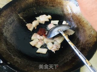 干锅包菜的做法步骤：4
